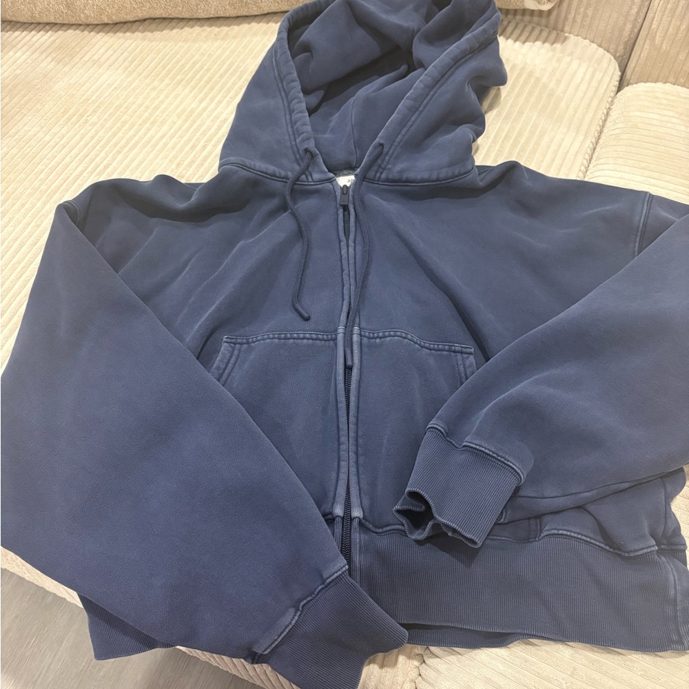 Aritzia hoodie